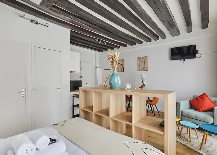 Charming Center Of Apartment Paris